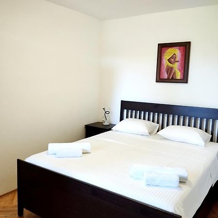 Holiday House Pinus Pinea Viganj Extérieur photo